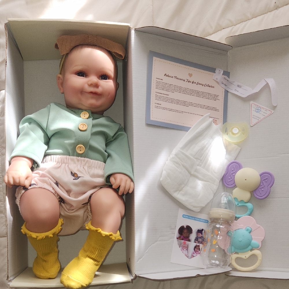 Reborn Baby Doll with‎ Accessories NEW